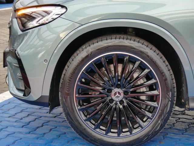 Mercedes-Benz GLC 300 4MATIC AMG Line