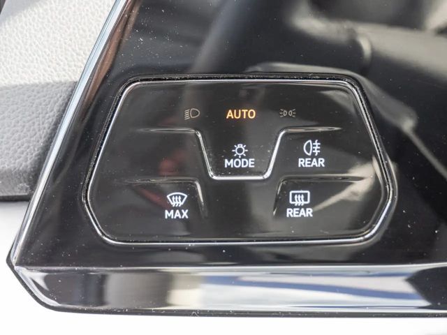 Volkswagen Golf 1.0 TSI Golf VIII Life