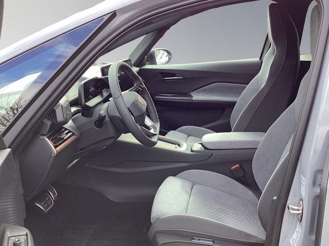 Cupra Born Born  KLIMA KEYLESS SHZ NAVI LED 360°