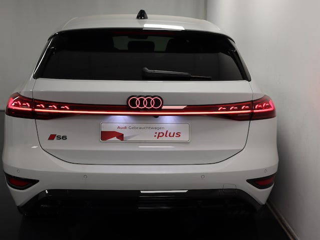 Audi A6 e-tron Avant Quattro