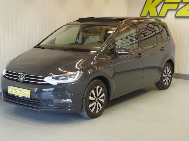 Volkswagen Touran 1.5 TSI DSG