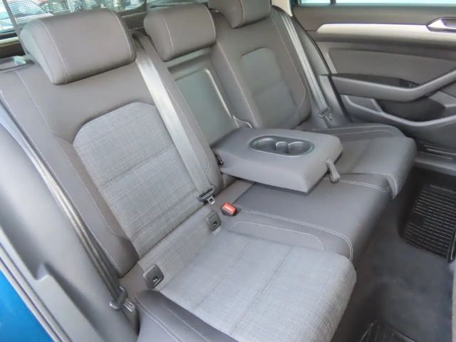 Volkswagen Passat Business Variant