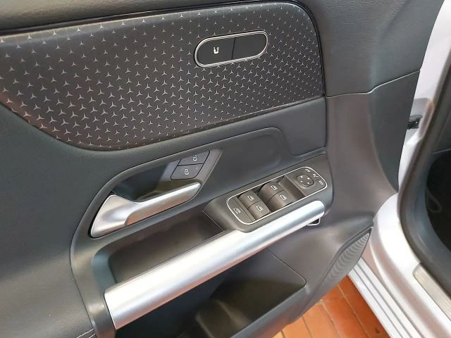 Mercedes-Benz B 200 Progressive