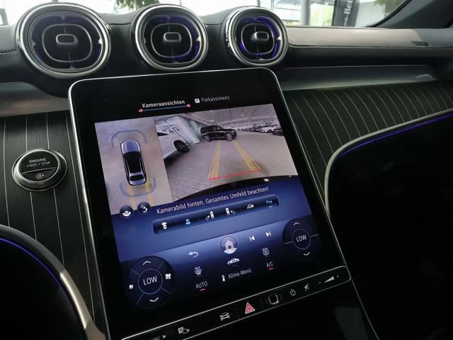 Mercedes-Benz C 300 AMG Line C 300 d Sedan