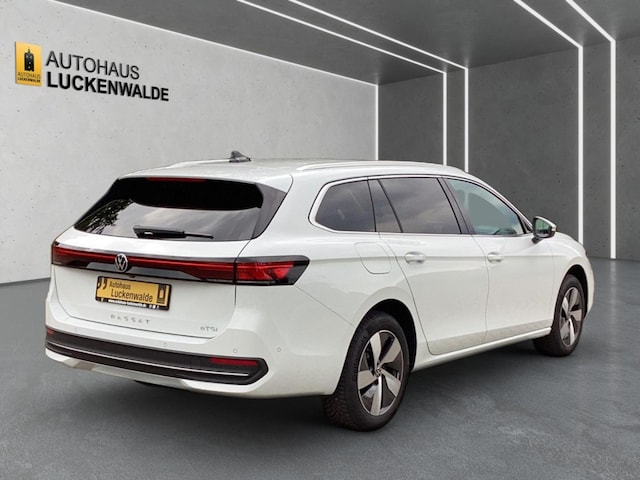 Volkswagen Passat 1.5 eTSI Business DSG Variant