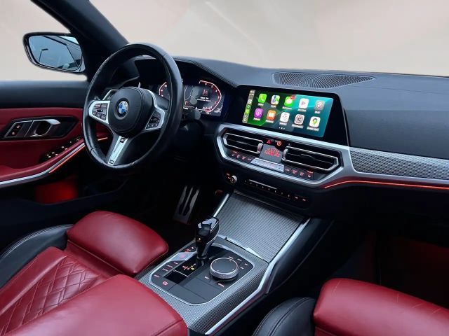 BMW 320 320i M-Sport Sedan