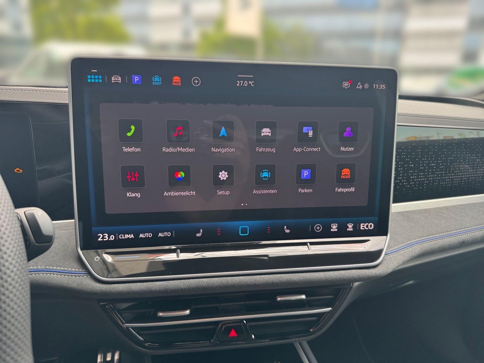 Volkswagen Passat R-Line Variant eHybrid