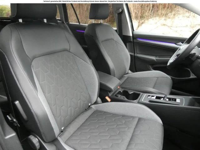 Volkswagen Golf 1.5 eTSI Golf VIII Variant