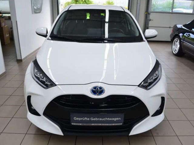 Toyota Yaris Comfort Hybride Team D
