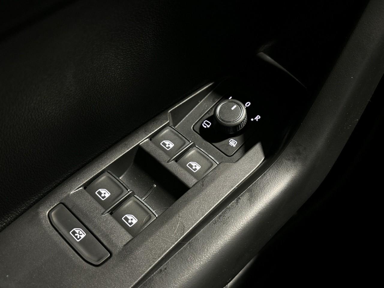 Volkswagen Taigo 1.0 TSI DSG Style