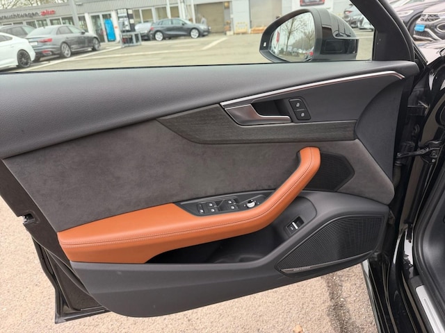 Audi A4 40 TFSI Avant Quattro S-Tronic