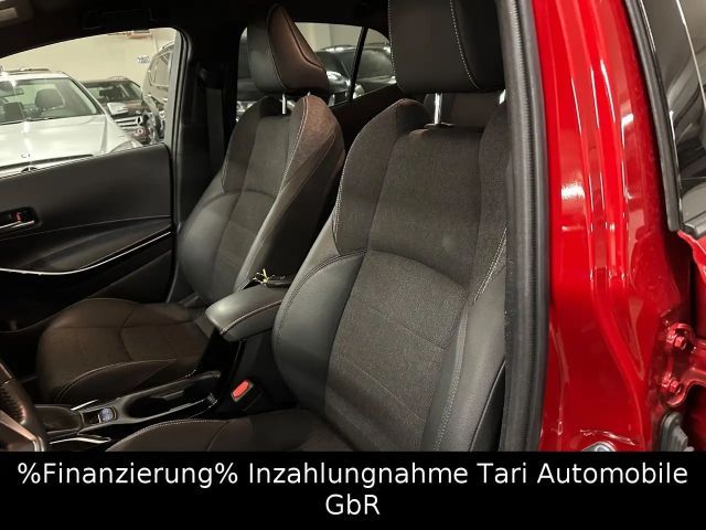 Toyota Corolla Hybride Team D