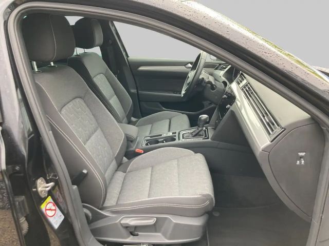 Volkswagen Passat 2.0 TDI Business DSG Variant