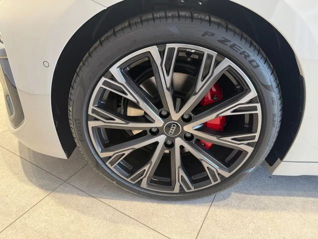 Audi A6 e-tron Quattro