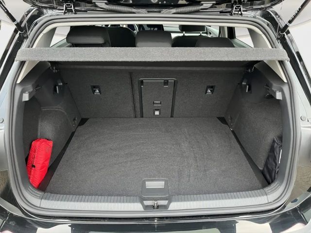 Volkswagen Golf 1.5 TSI DSG Golf VIII Life