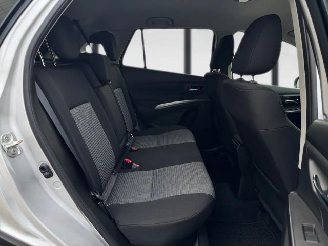 Suzuki S-Cross Hybrid