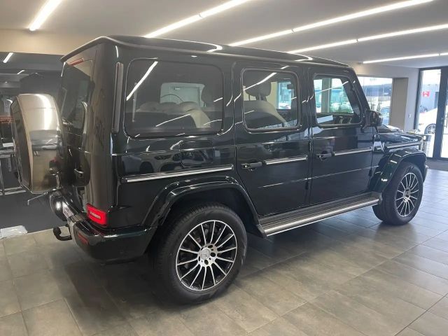 Mercedes-Benz G 400 AMG Line