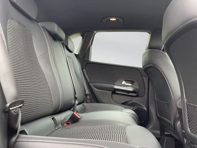 Mercedes-Benz B 200 Progressive