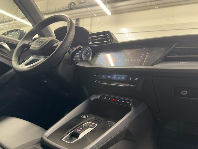 Audi A3 35 TFSI S-Line S-Tronic Sportback