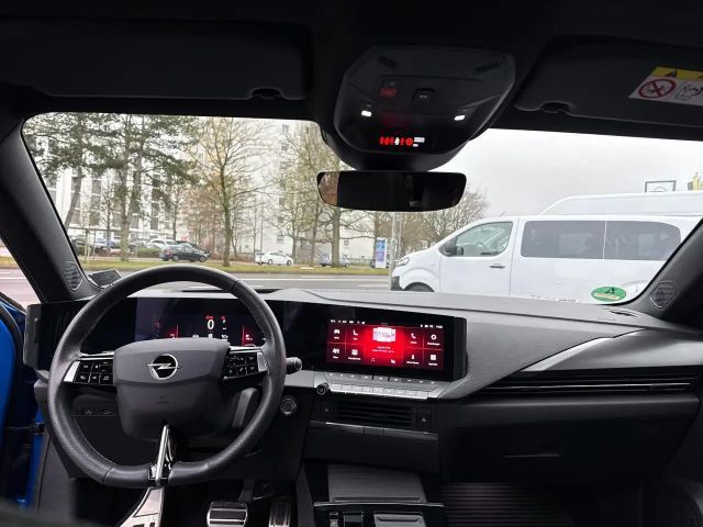 Opel Astra Sports Tourer Ultimate