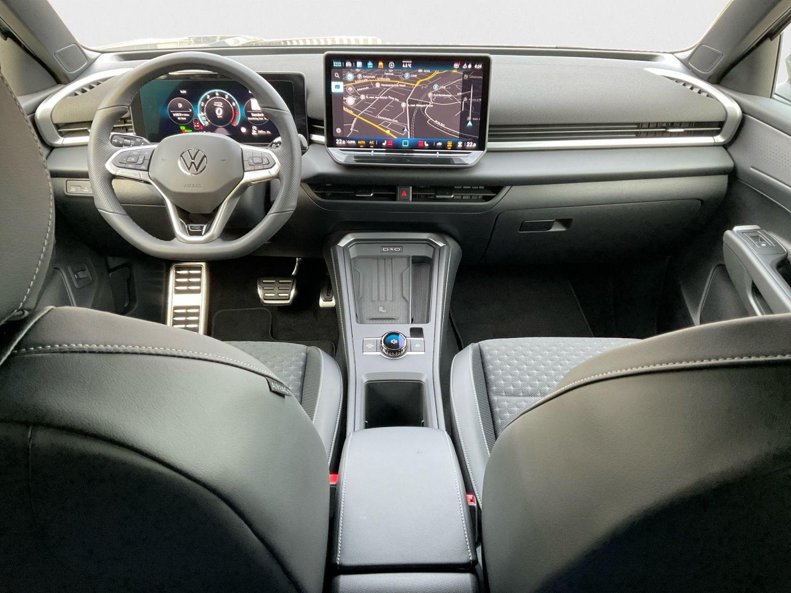 Volkswagen T-Roc 1.5 eTSI DSG R-Line