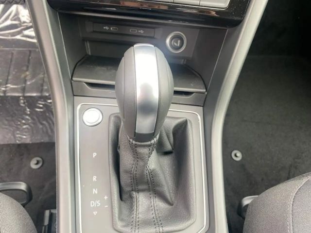 Volkswagen Touran 1.5 TSI DSG Plus