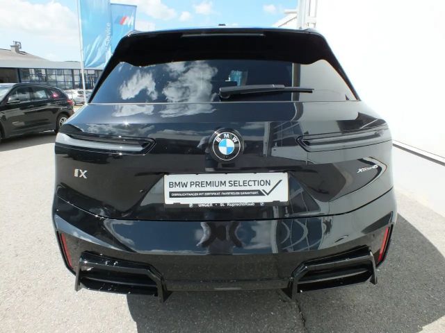 BMW iX xDrive45