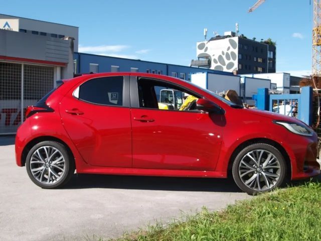 Toyota Yaris Hatchback Lounge