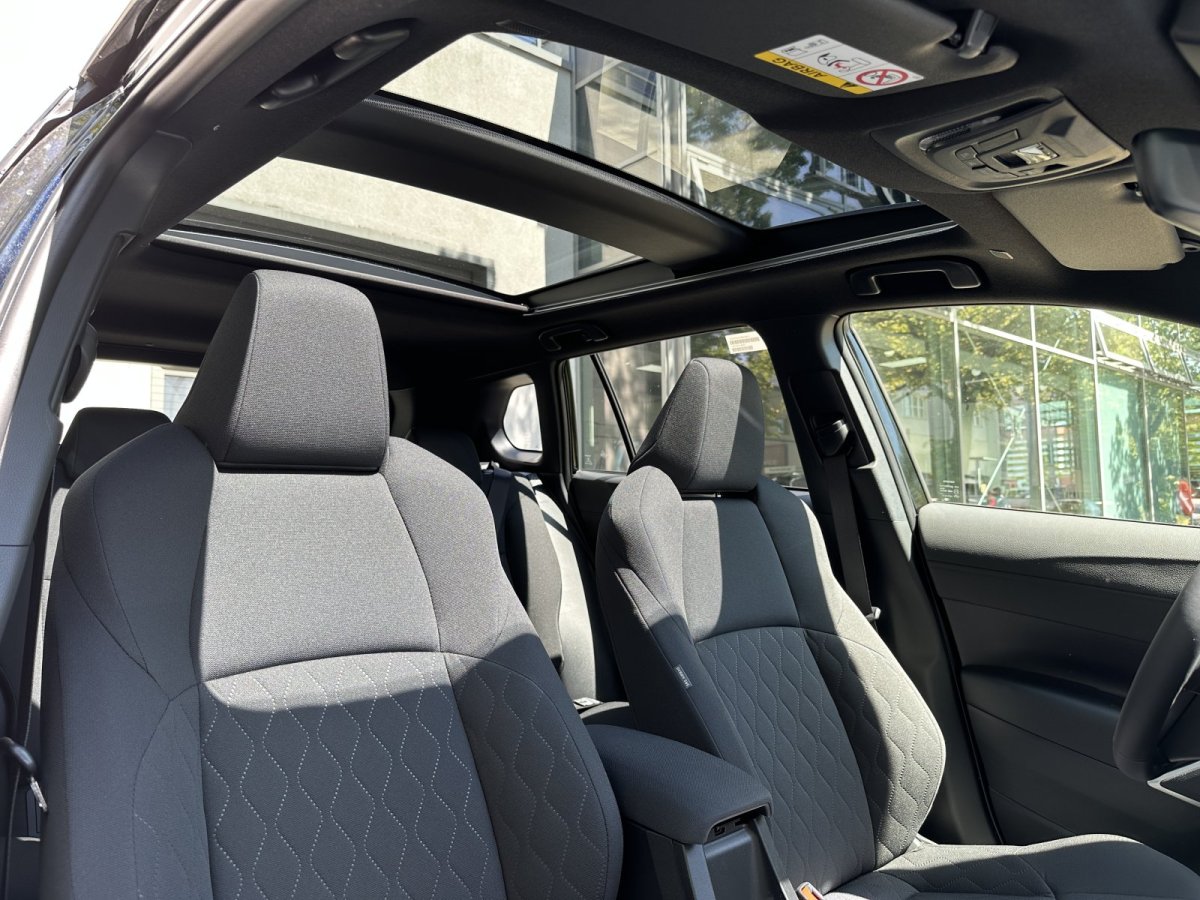 Toyota Corolla Cross 5-deurs Team D