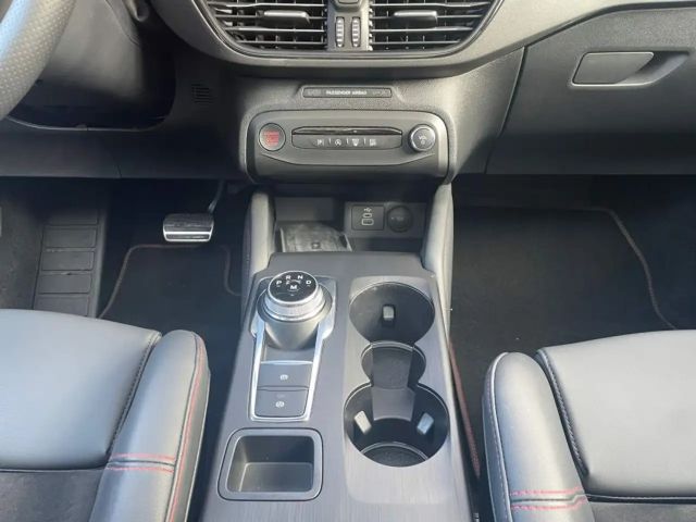 Ford Focus ST Line Wagon