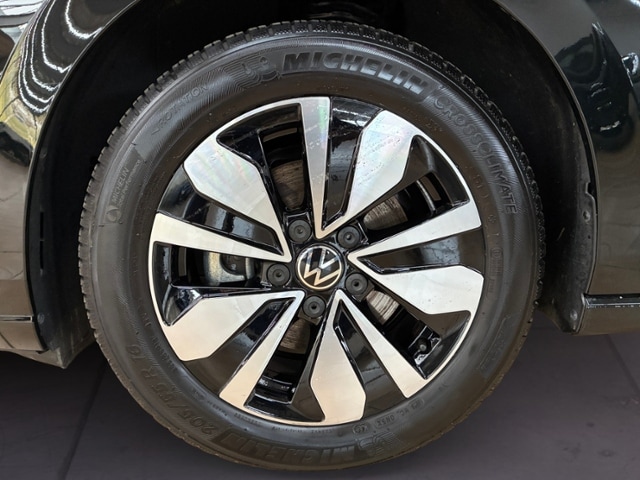 Volkswagen Golf 1.5 TSI Golf VIII