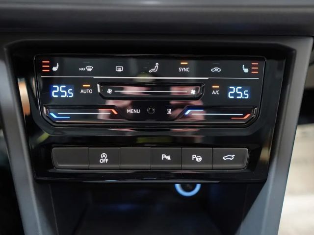 Volkswagen Touran 1.5 TSI DSG