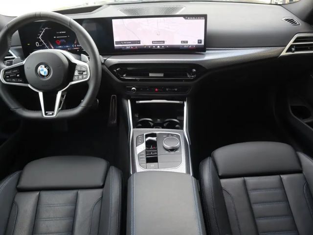 BMW 330 330i M-Sport Sedan xDrive