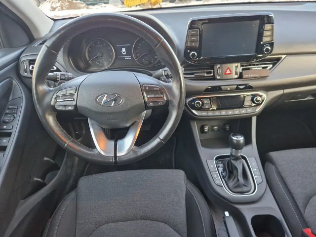 Hyundai i30 i301,5T-Aut. FASTBACK Keyless Full-Kamera-