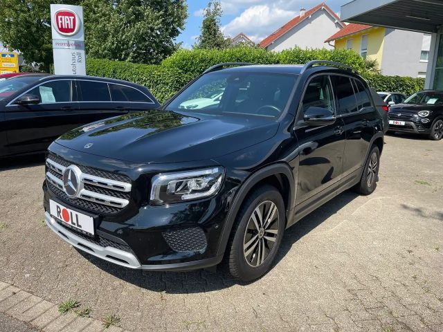 Mercedes-Benz GLB 200 Style