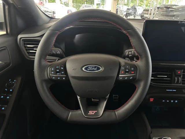 Ford Focus ST Line