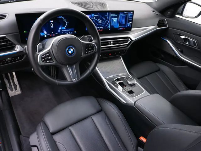 BMW 320 320e M-Sport xDrive