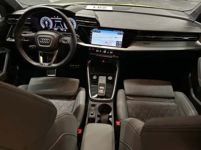 Audi A3 35 TFSI S-Line Sportback