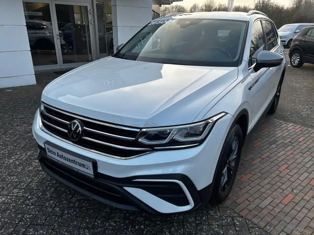 Volkswagen Tiguan 1.5 TSI Allspace Life