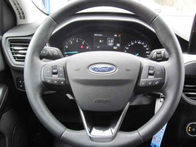 Ford Focus Cool & Connect