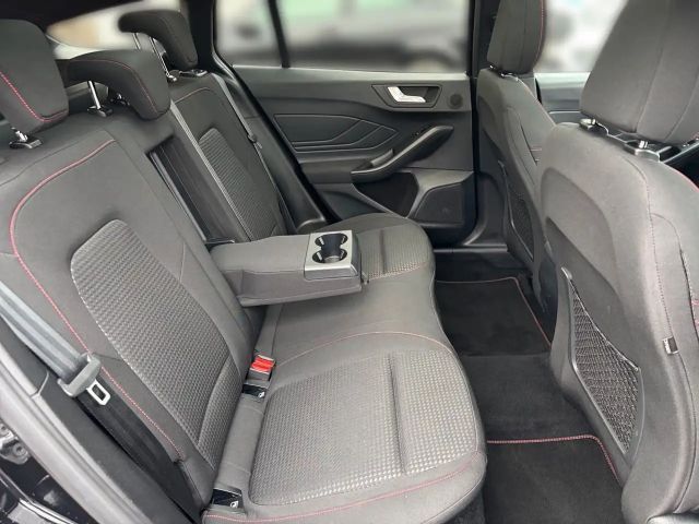 Ford Focus EcoBoost ST Line Wagon