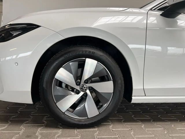 Volkswagen Passat 1.5 TSI Business DSG Variant