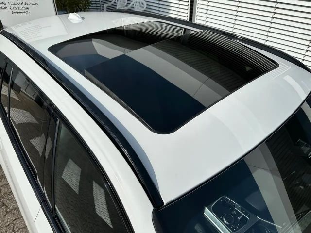 BMW 320 320d M-Sport Touring