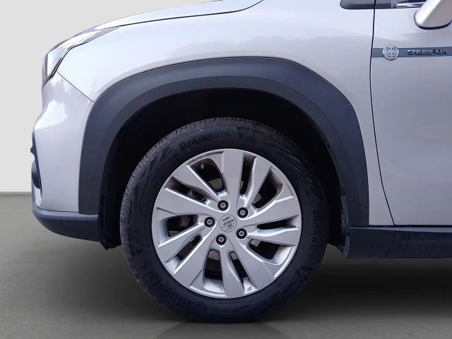 Suzuki S-Cross Hybrid