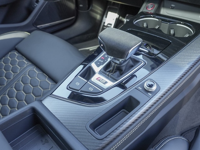 Audi RS4 Avant Quattro