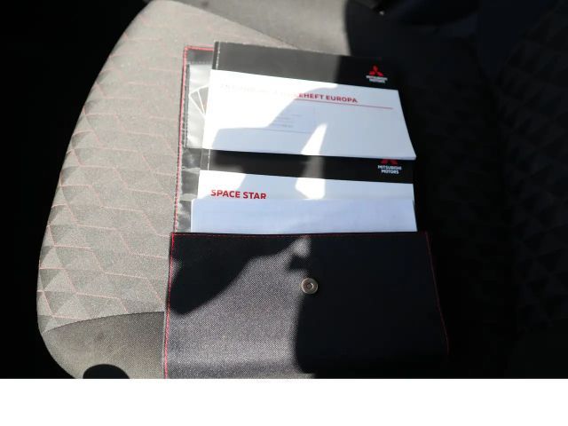 Mitsubishi Space Star Star