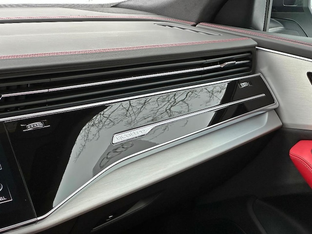 Audi Q8 55 TFSI Quattro