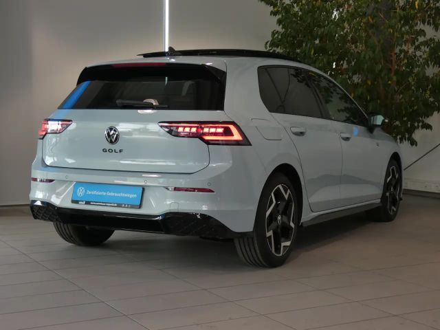 Volkswagen Golf 1.5 eTSI DSG R-Line