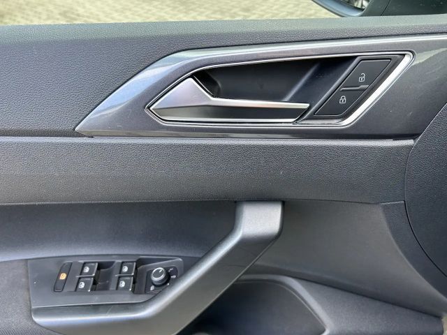 Volkswagen Taigo 1.0 TSI DSG Style