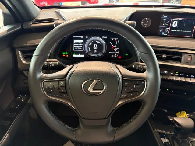 Lexus UX 250h Style Edition